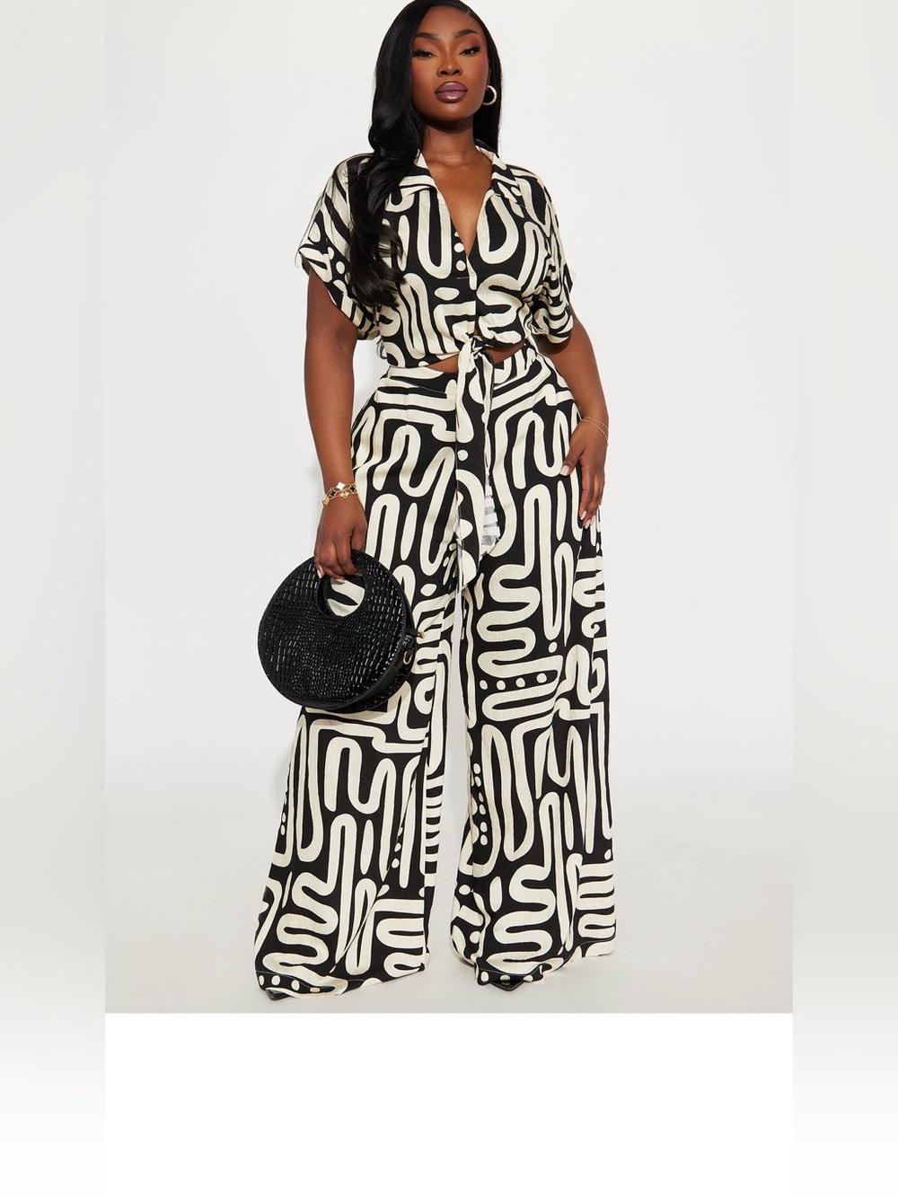 Black & White Graphic Print pant suit - Women - Picture 3 of 7
